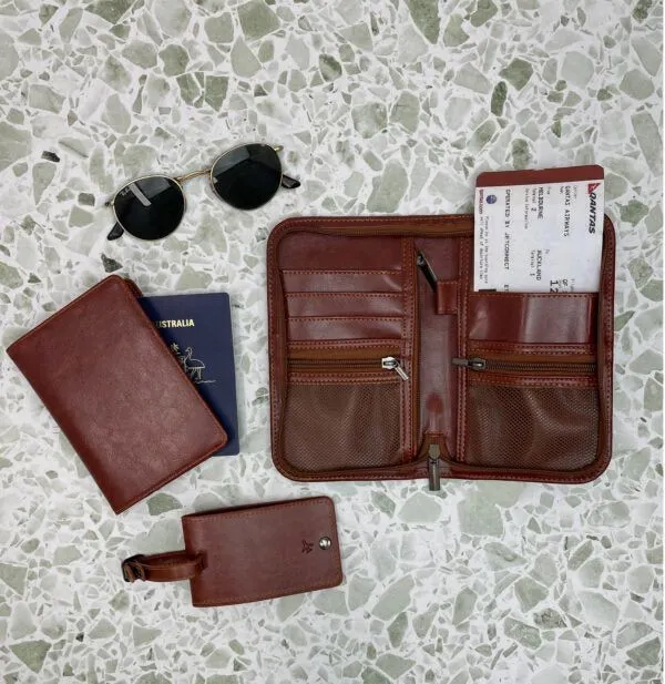 Annabel Trends Gentlemans Travel Wallet