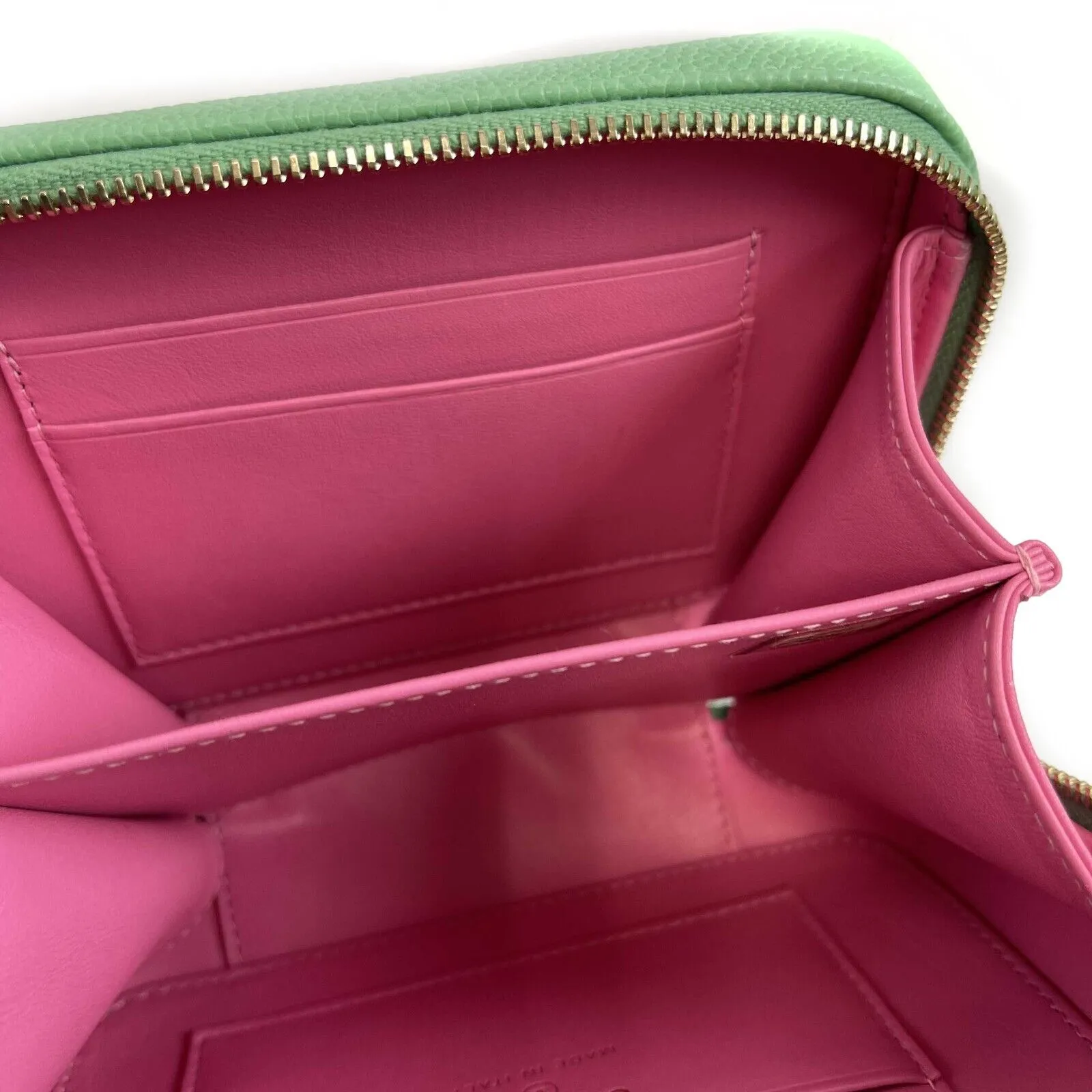 CHANEL - Mini CC Vanity Clutch Quilted Caviar - Green / Pink Crossbody