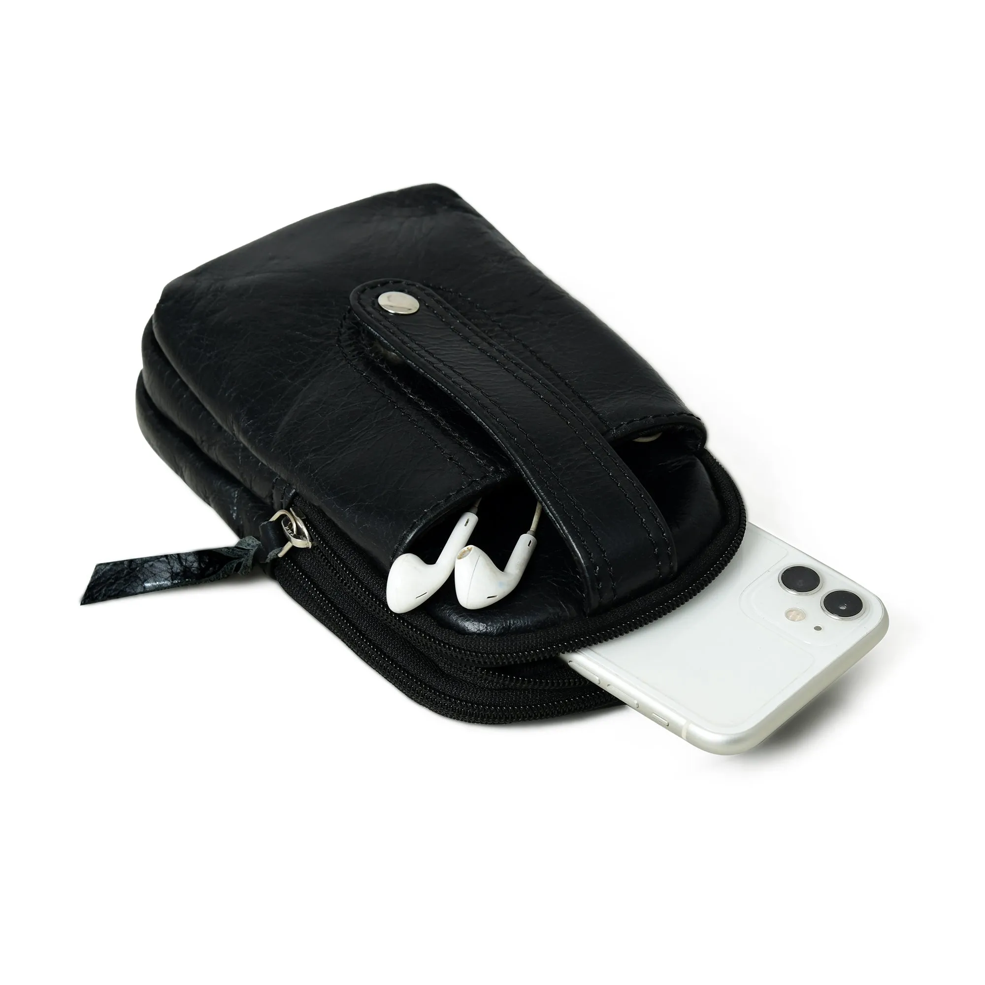 Jet-Set Organizer: Leather Phone Pouch