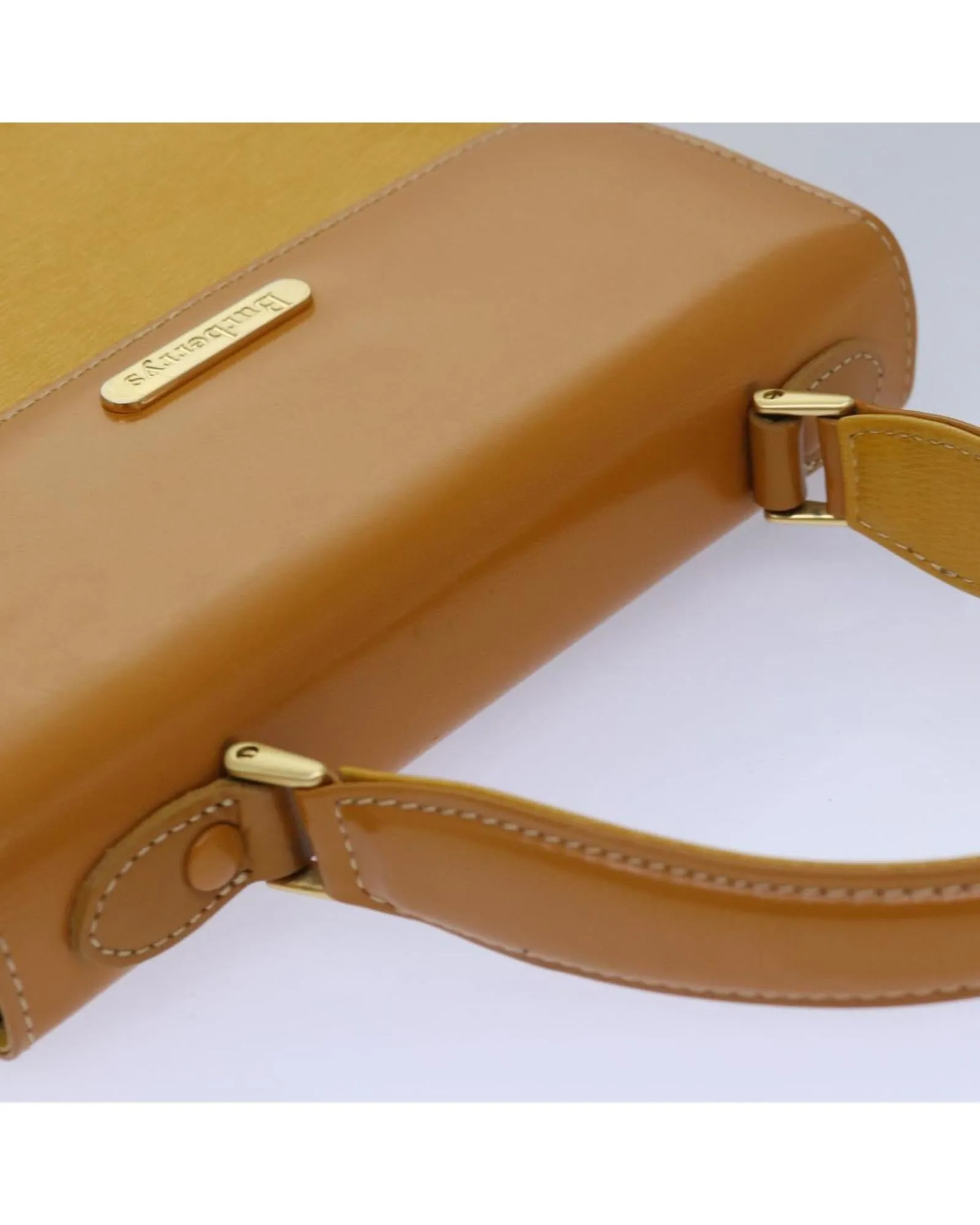 Leather Hand Bag with Handle Drop and Minimalist Design