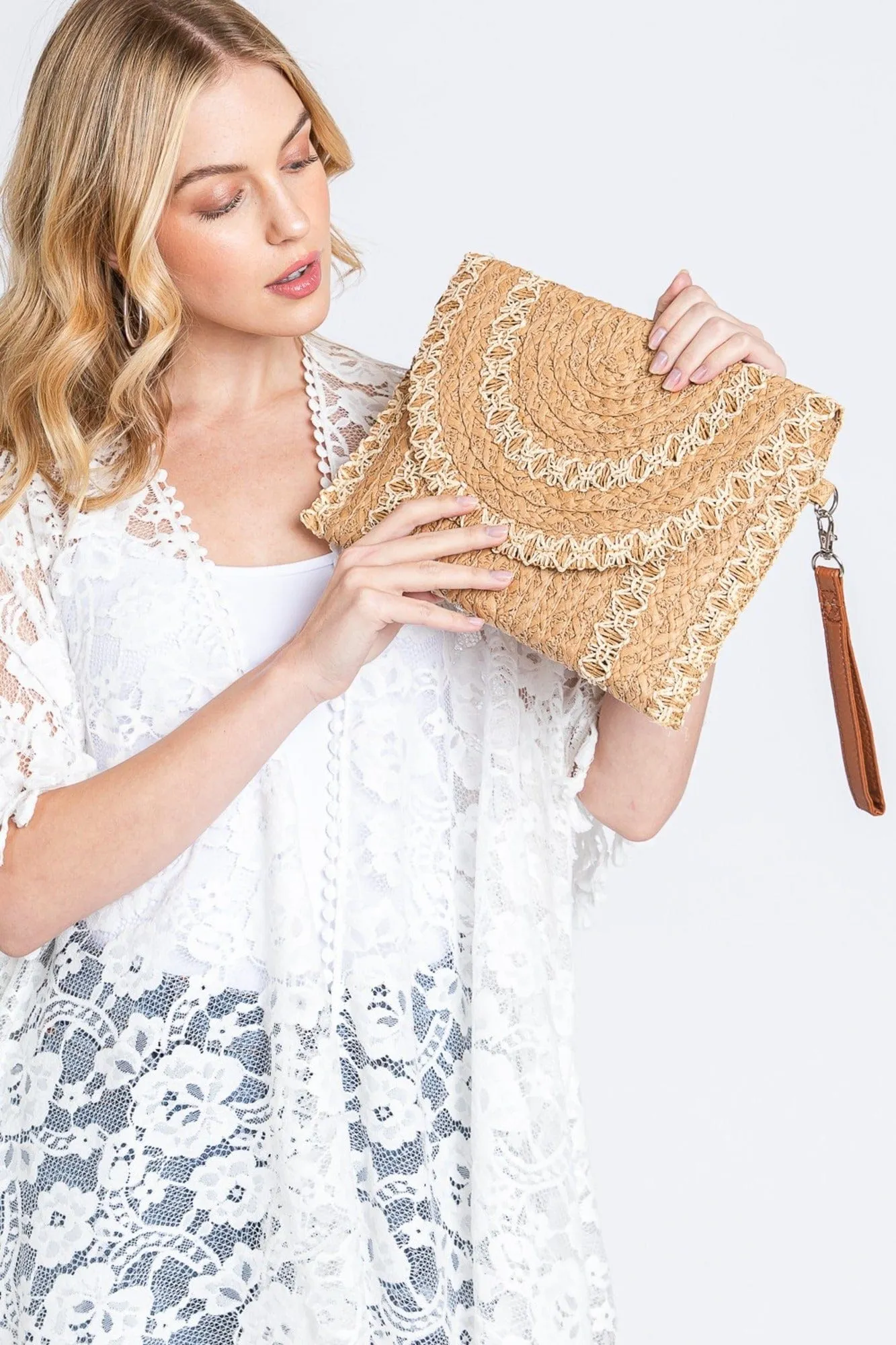 MB0211 Ariana Straw Crossbody/Clutch