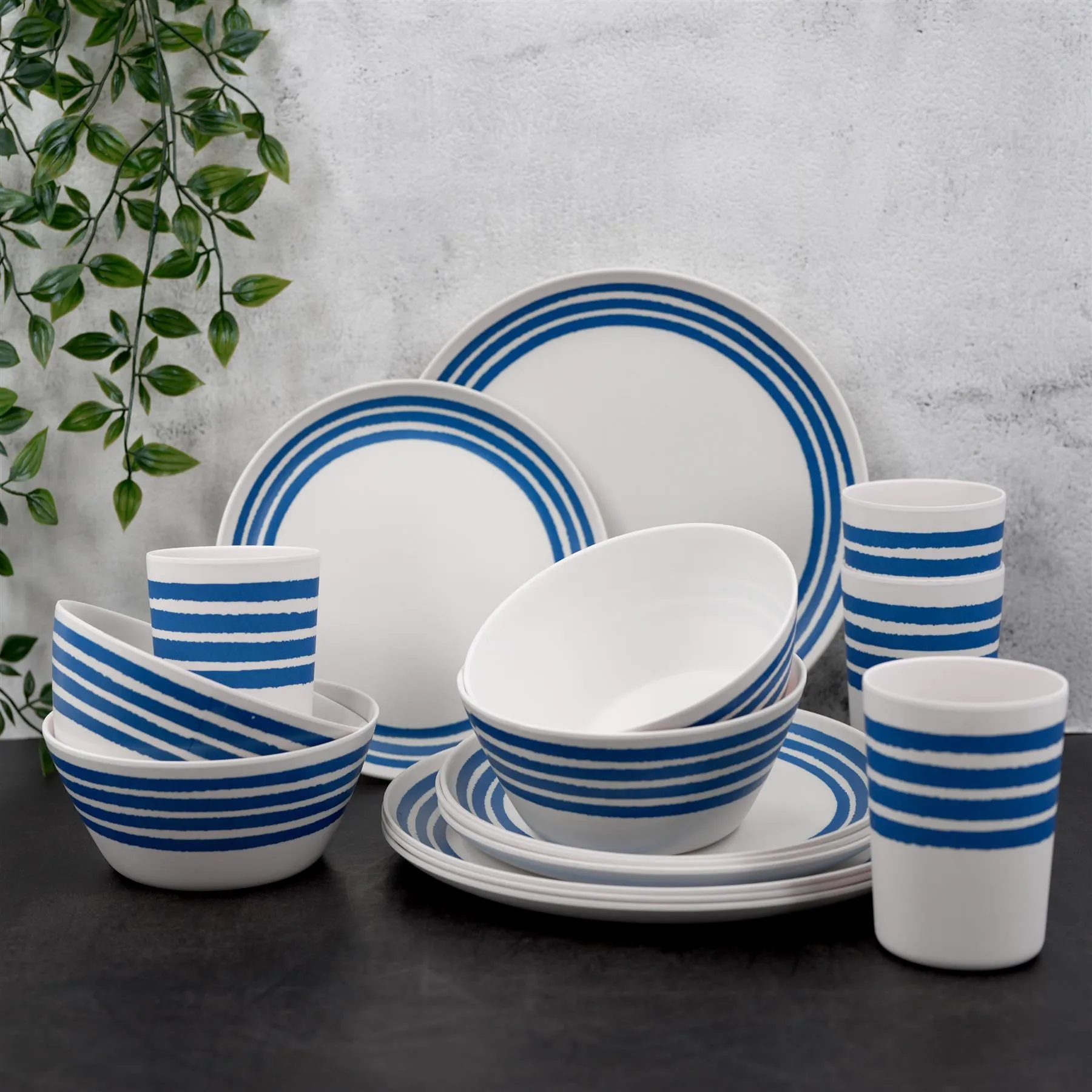 Melamine Camping Dinner Set For Four 16 Pieces