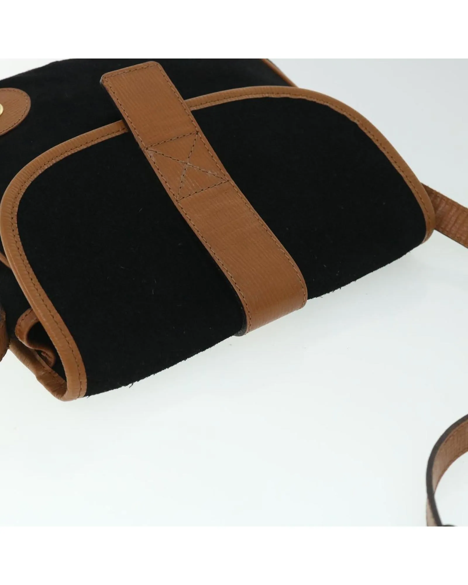 Suede Leather Shoulder Bag Auth