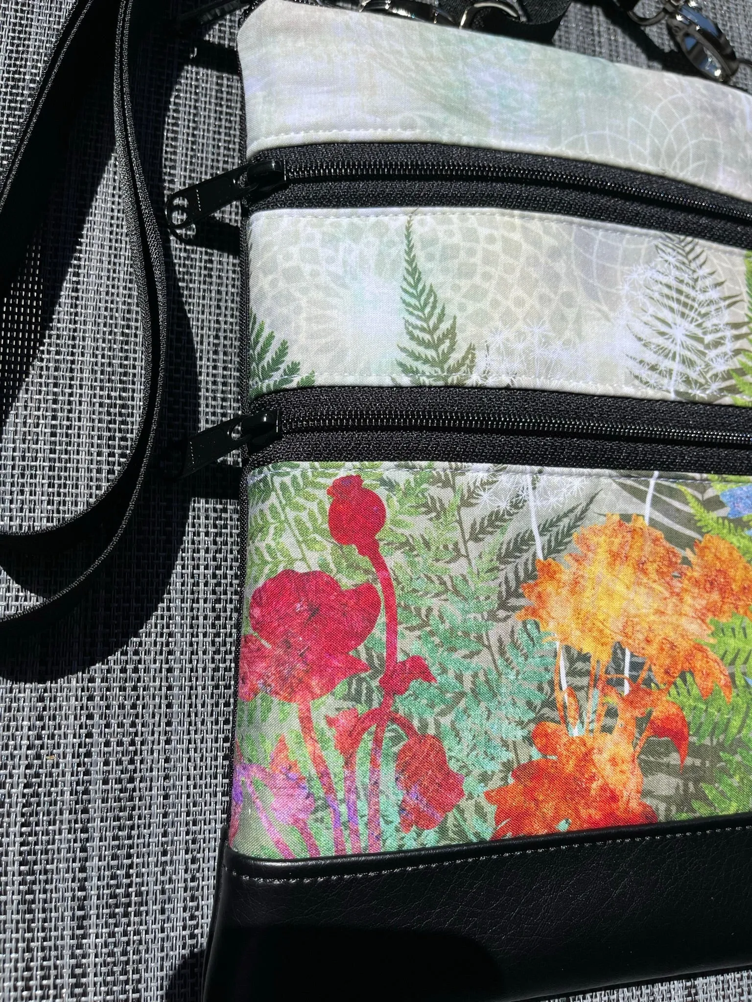 Travel Bags Crossbody Purse - Cross Body - Faux Leather - Tablet Purse -  FernTastic Fabric